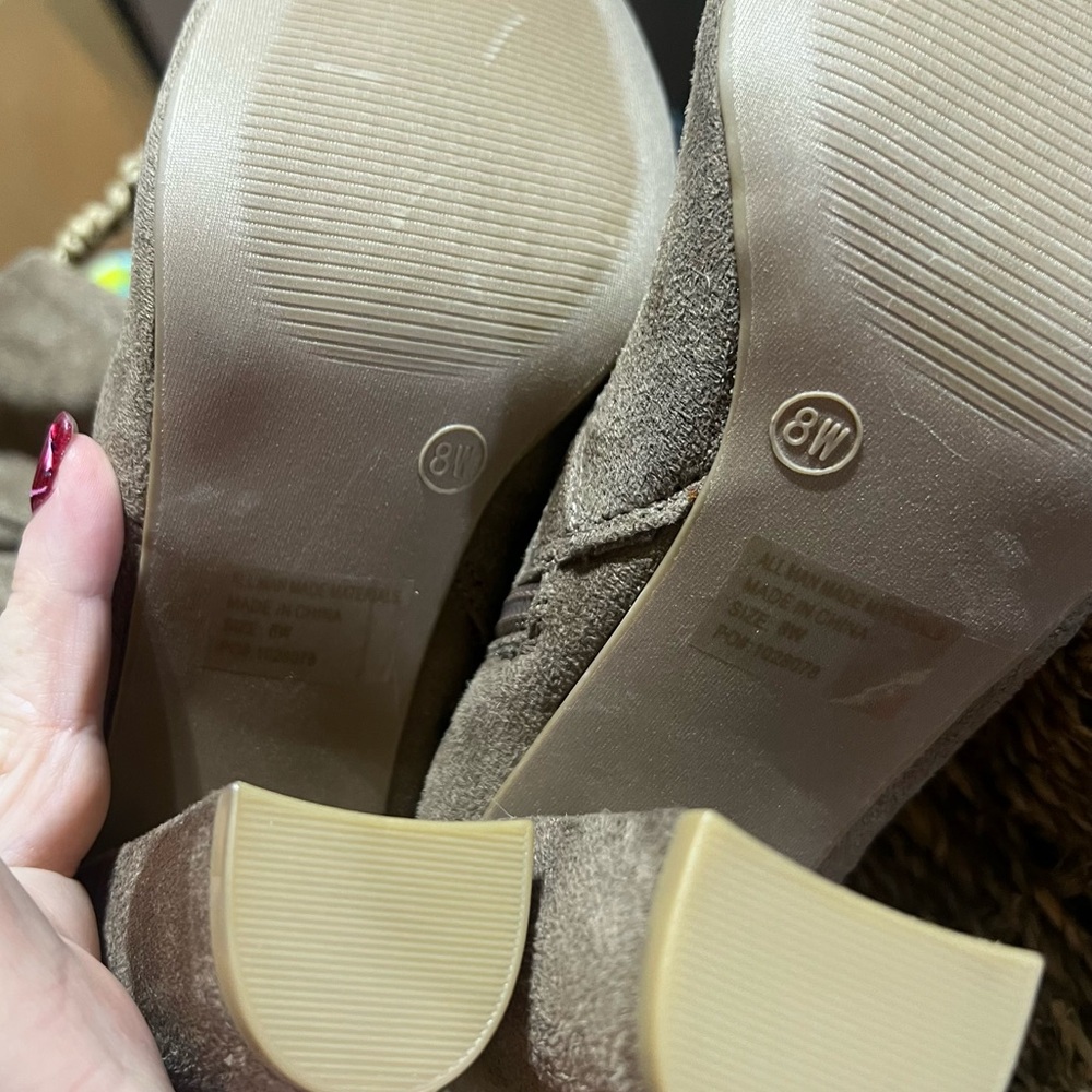 Over the Knee Amaya Tan Boots (NWOT) - Picture 5 of 16
